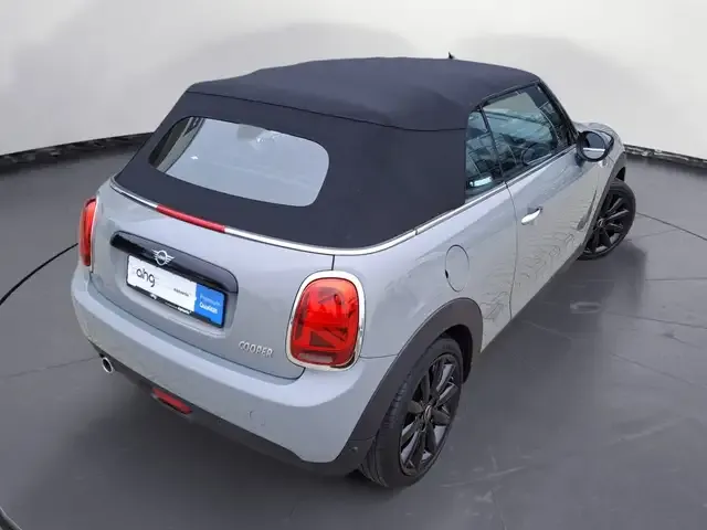 MINI Cooper Cabrio