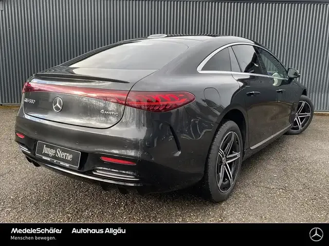 Mercedes-Benz EQS
