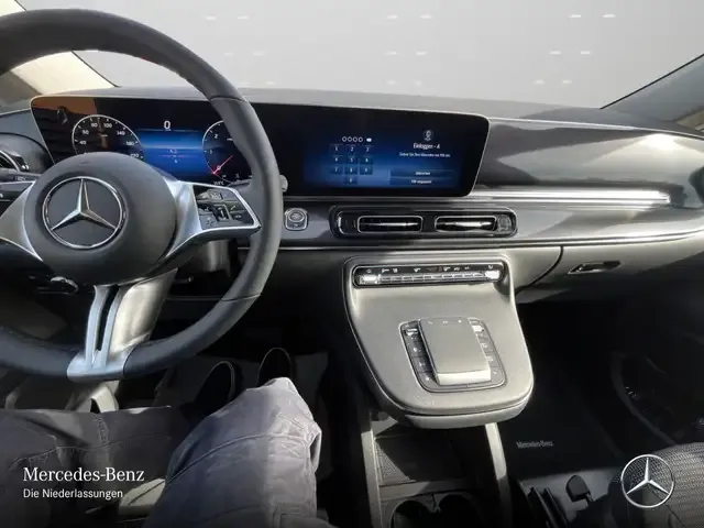 Mercedes-Benz V 250