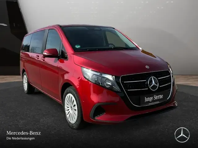 Mercedes-Benz V 250