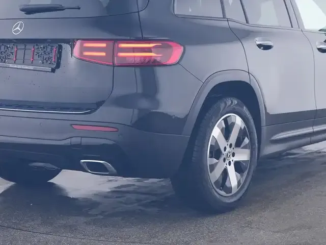 Mercedes-Benz GLB 250