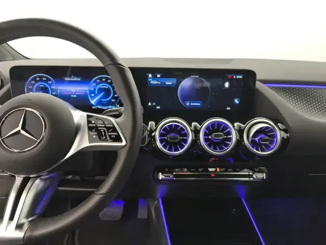 Mercedes-Benz EQA 250