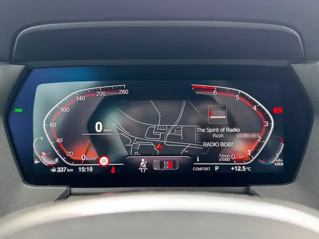 BMW 220