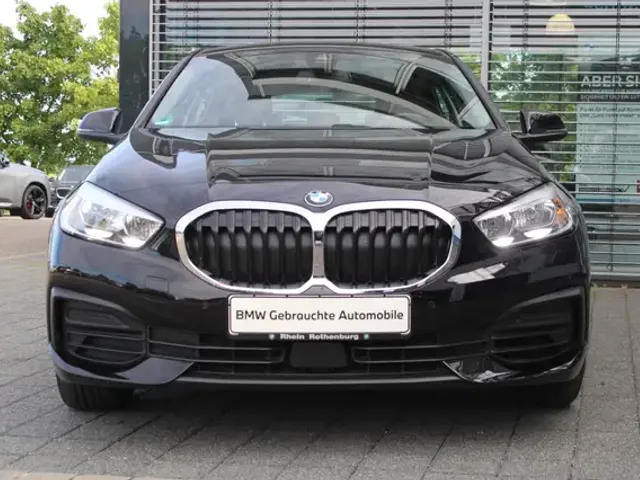 BMW 118