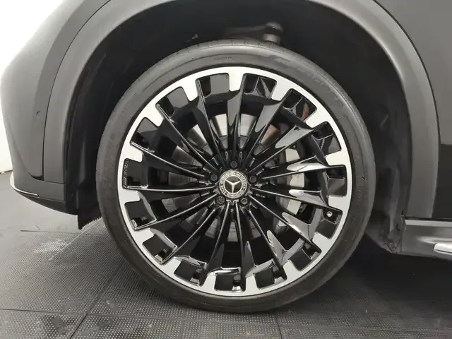 Mercedes-Benz EQE 500