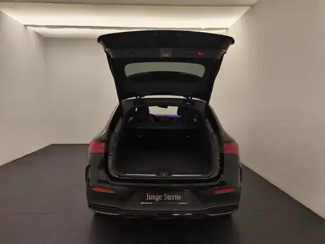 Mercedes-Benz EQE 500