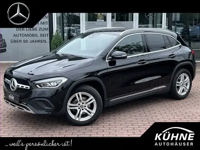 Mercedes-Benz GLA 180