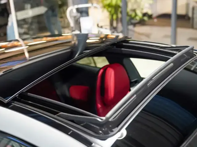 Mercedes-Benz CLE 300