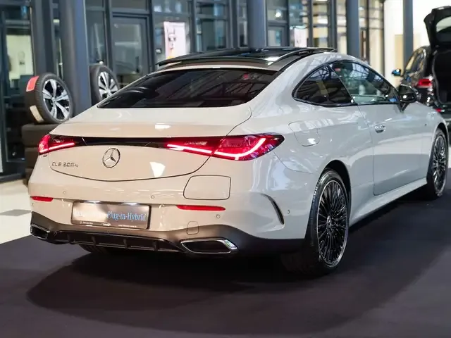 Mercedes-Benz CLE 300