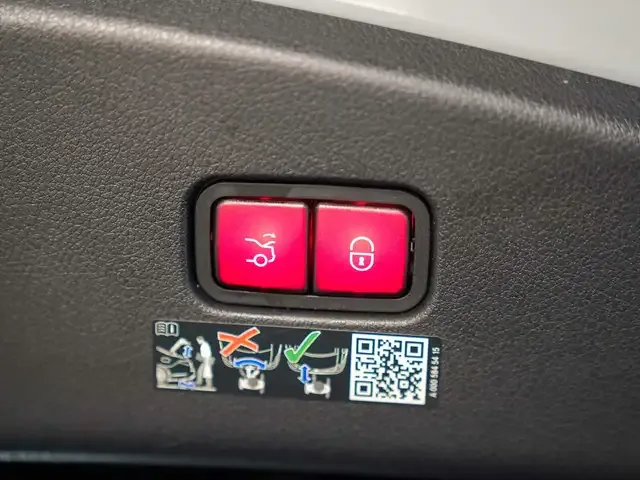 Mercedes-Benz CLE 300