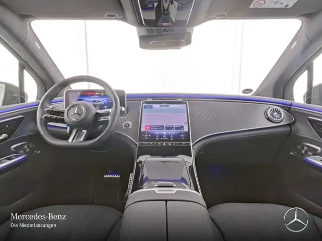 Mercedes-Benz EQE SUV
