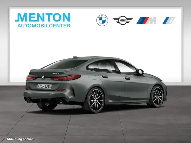 BMW 220