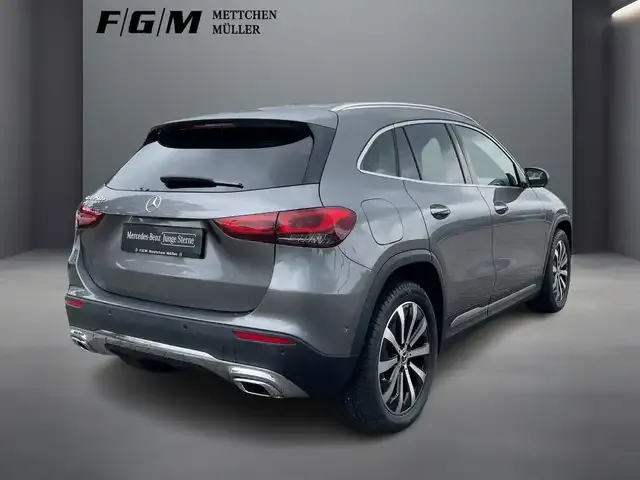 Mercedes-Benz GLA 250