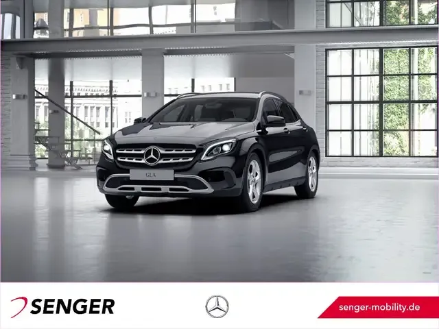 Mercedes-Benz GLA 200