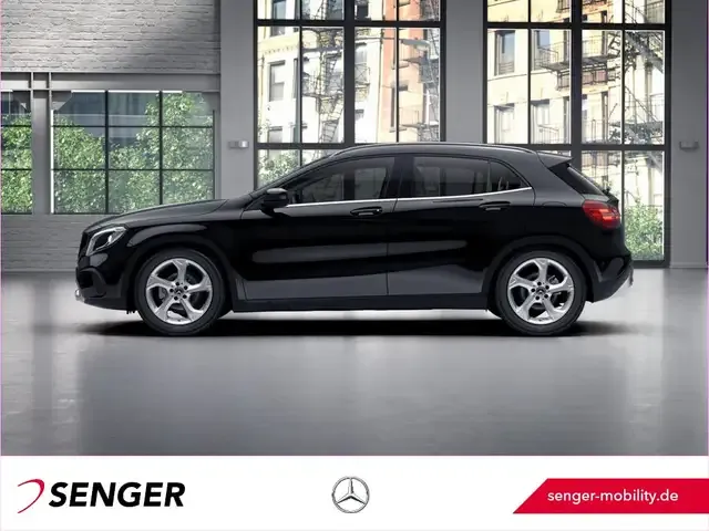 Mercedes-Benz GLA 200