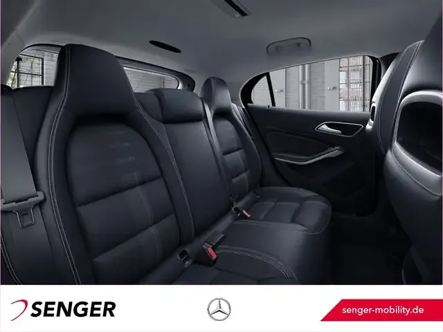 Mercedes-Benz GLA 200