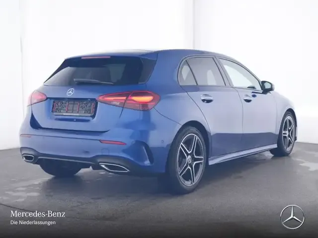 Mercedes-Benz A 220