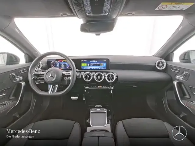 Mercedes-Benz A 220