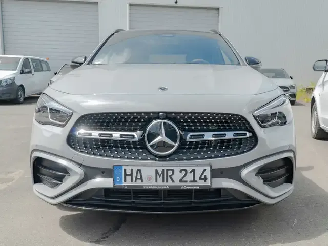 Mercedes-Benz GLA 250
