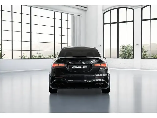 Mercedes-Benz A 35 AMG