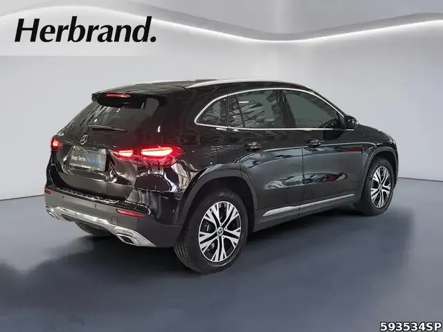 Mercedes-Benz GLA 250