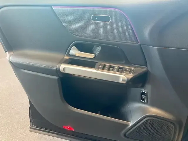 Mercedes-Benz EQB 250
