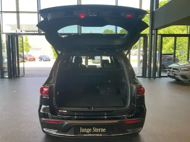 Mercedes-Benz EQB 250