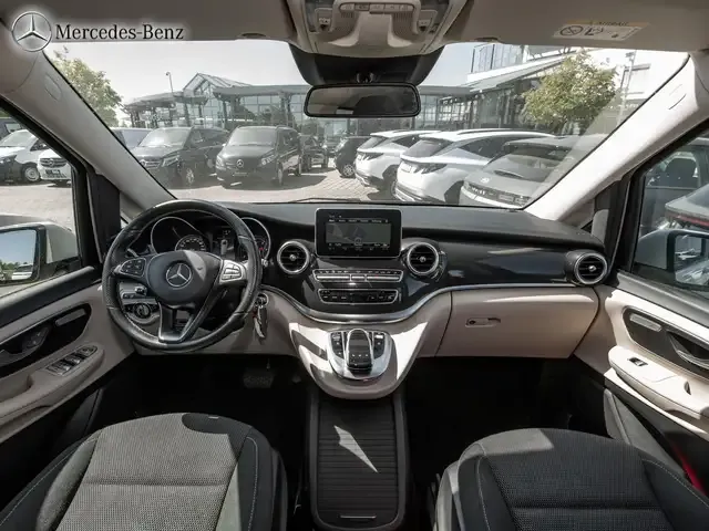 Mercedes-Benz V 250