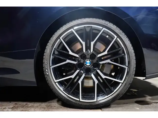 BMW M850