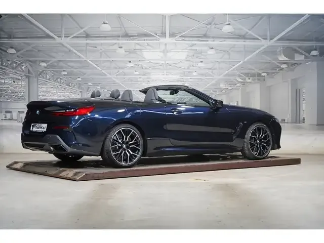 BMW M850