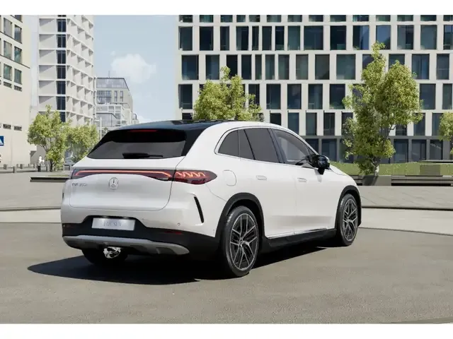 Mercedes-Benz EQE SUV