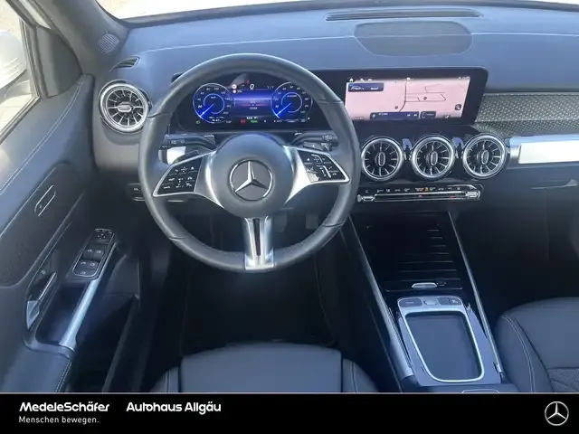 Mercedes-Benz EQB 300