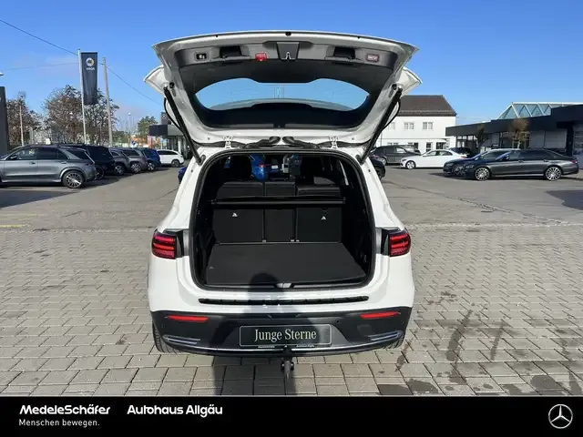 Mercedes-Benz EQB 300