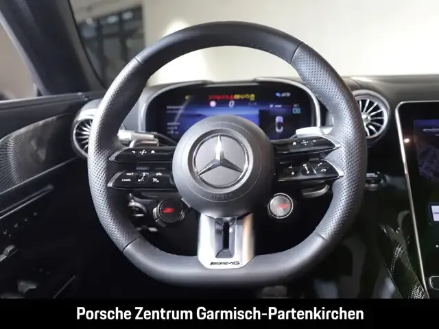 Mercedes-Benz SL 63 AMG