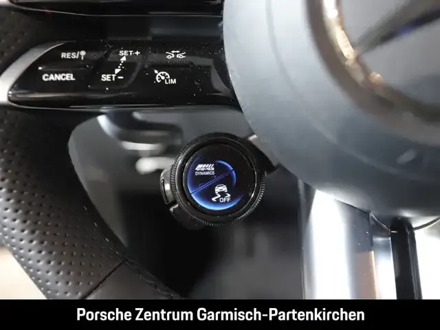 Mercedes-Benz SL 63 AMG