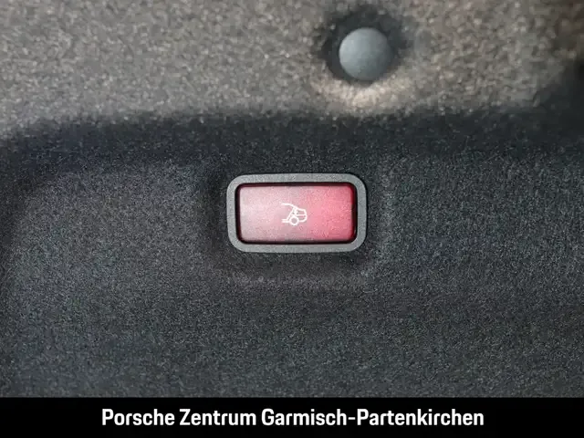 Mercedes-Benz SL 63 AMG