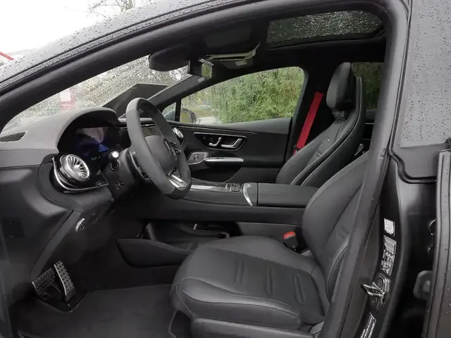 Mercedes-Benz EQE 43