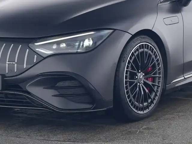 Mercedes-Benz EQE 43