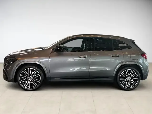 Mercedes-Benz GLA 180