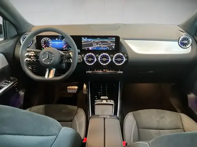 Mercedes-Benz GLA 180