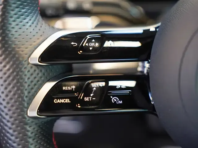 Mercedes-Benz EQB 350