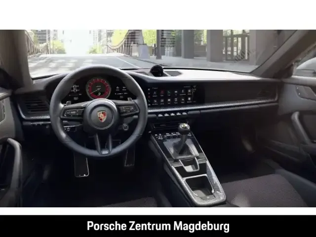 Porsche 992