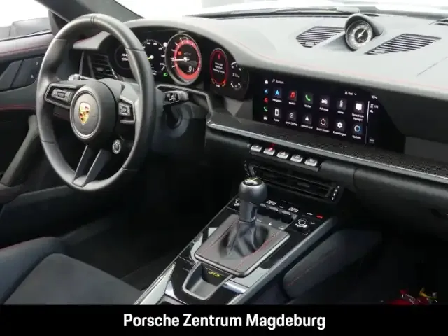 Porsche 992