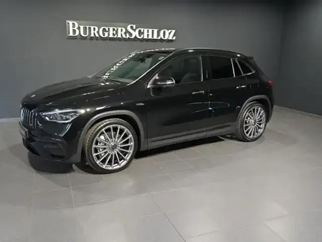 Mercedes-Benz GLA 35 AMG
