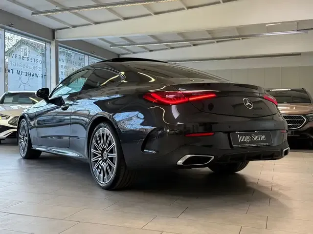 Mercedes-Benz CLE 200