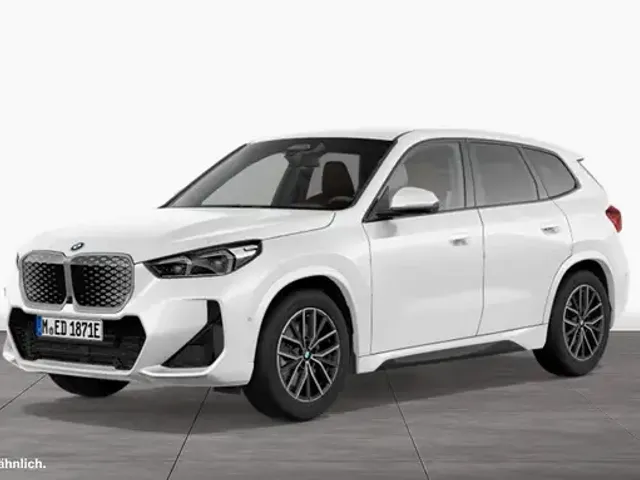 BMW iX1