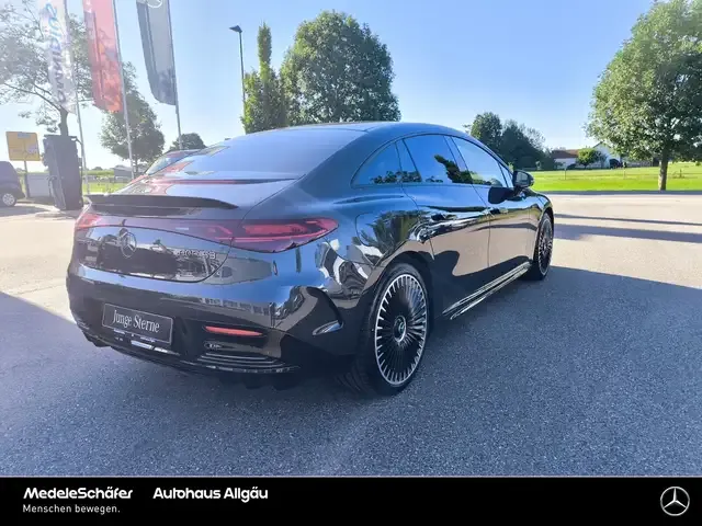 Mercedes-Benz EQE 53