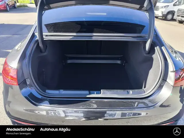 Mercedes-Benz EQE 53