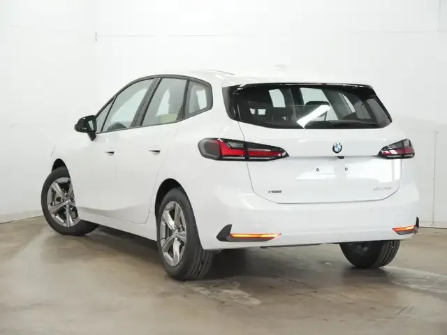 BMW 223