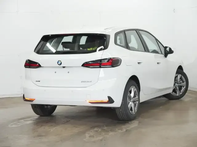 BMW 223
